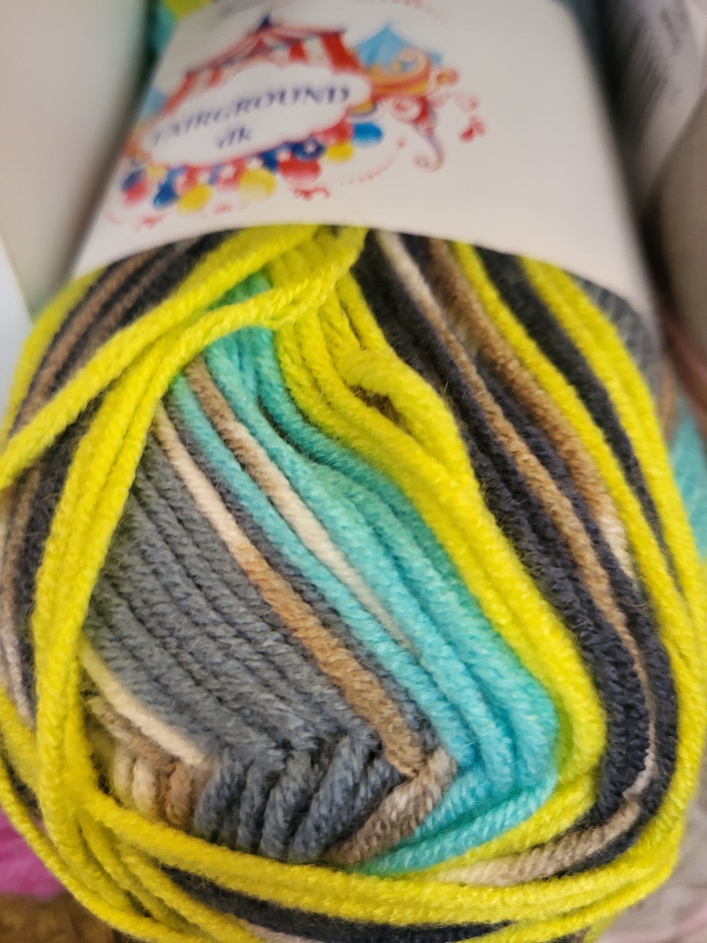 Fairground DK shade G16