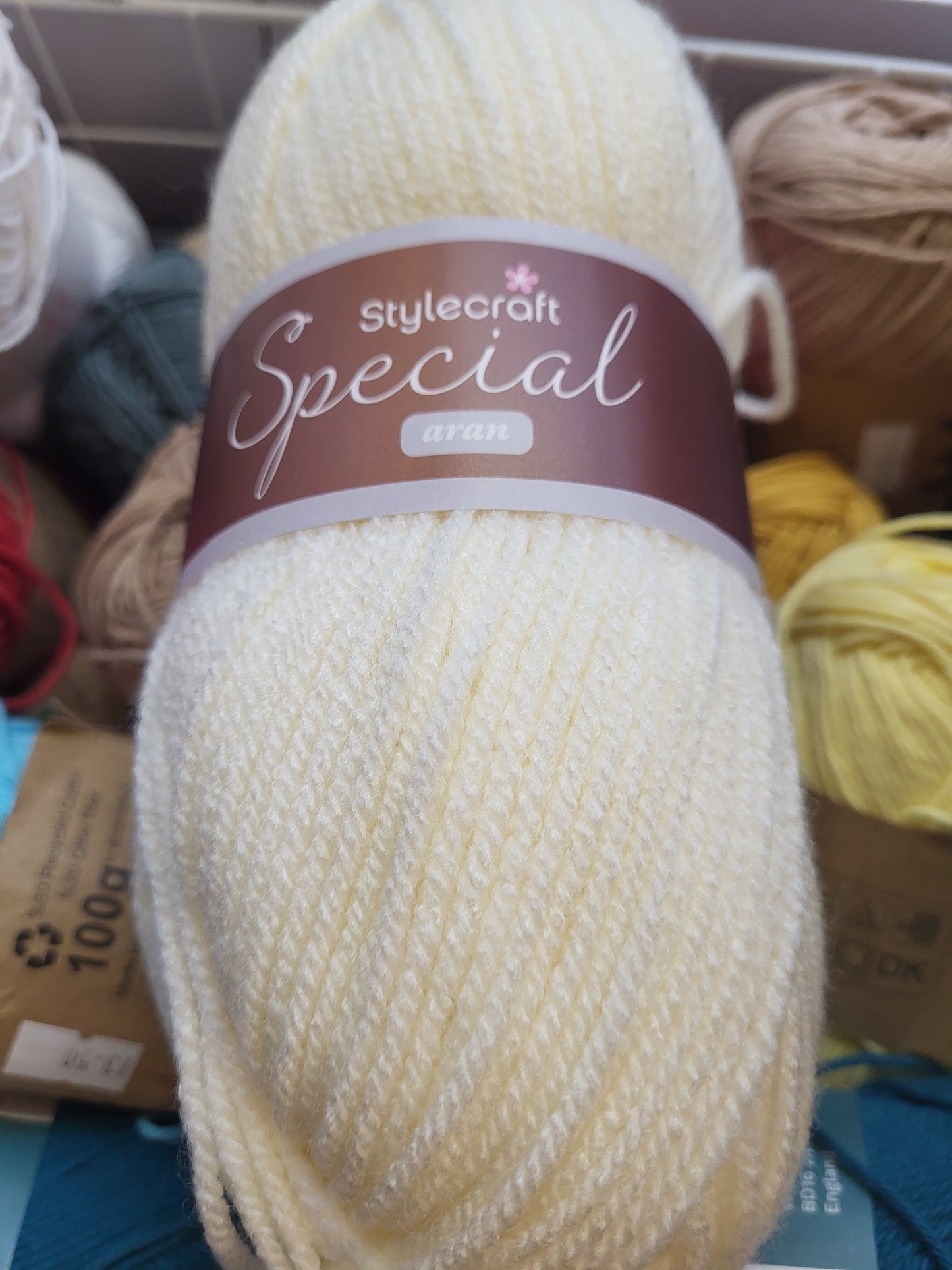Special Aran yarn - shade Cream 1005
